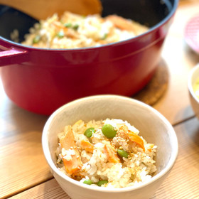 鮭と枝豆の炊き込みごはん