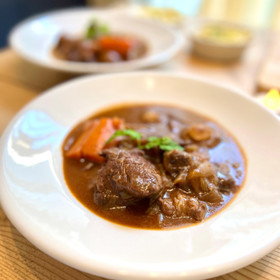 ブフブルギニヨン(牛肉の赤ワイン煮込み)