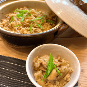 鶏肉とごぼうの土鍋炊き込みご飯