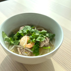 フーティウナムヴァン（Hủ tiếu Nam Vang