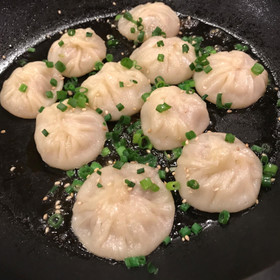 折角なので焼き小籠包も作りましょう。