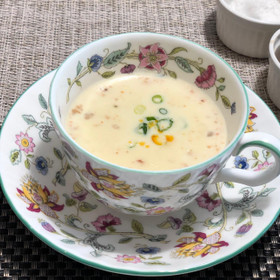 豆乳を温めるだけなのにトッピングでとっても美味しくなり