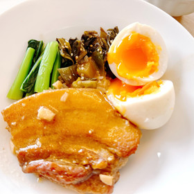 【1】ルーロー飯～豚肉の煮込みごはん