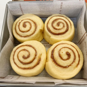 焼く前のシナモンロール