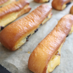 生地にもバターがたっぷり。お菓子のような食感を味わって