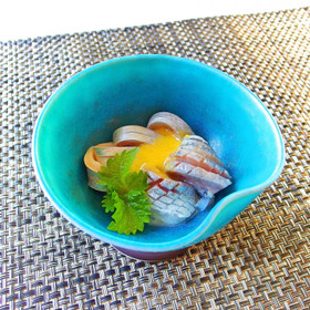 〆鯵の黄身酢がけ
