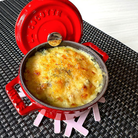 豆腐米粉ソースのグラタン