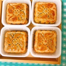 焼き月餅（小豆ゴマ餡）