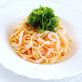 やさしい味わいの
『イカと明太子の冷製カッペリーニ』