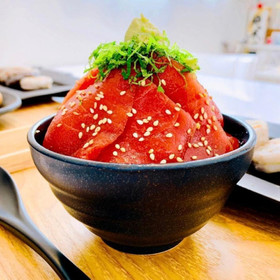 国産（生）本マグロ使用
