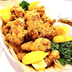 未体験の新食感！
絶品フライドチキン
