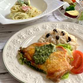 チキンステーキサルサベルデソース