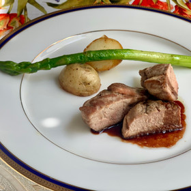 豚ヒレ肉のロティ赤ワインソース