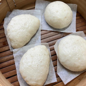 米粉の割包