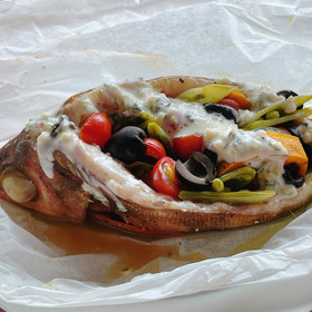 鮮魚と季節野菜のカルトッチョ