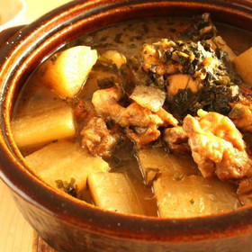 凍らせこんにゃくと大根の煮物