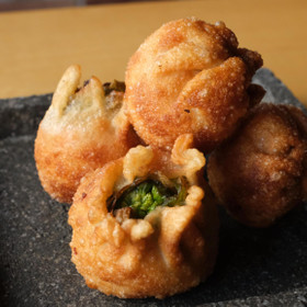 ふきのとう包み揚げ