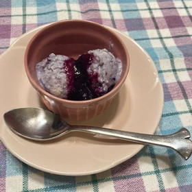 豆腐とブルーベリーのシャーベット