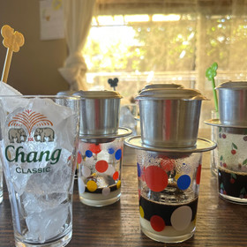 ベトナムコーヒー。ホットでもアイスでもお好みで。