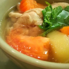 タイ風チキンスープ