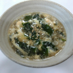 わかめ糸寒天スープ