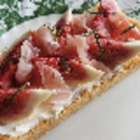 イチジクと生ハムのチーズケーキ