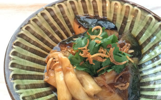 ベトナム風煮魚