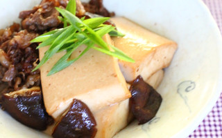 豆腐のとろーんがたまらない肉豆腐