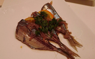 鯵のワイン煮込み