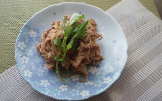豚小間肉の生姜焼き