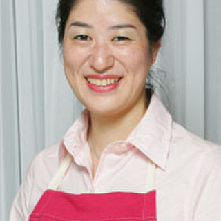 岡田　由里子