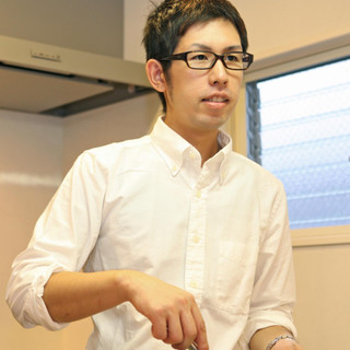 圓藤　靖之