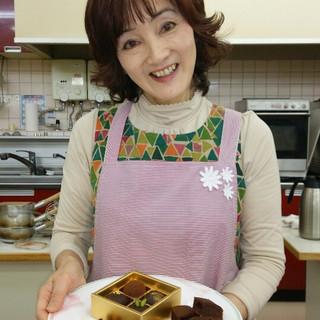 山室　暁子