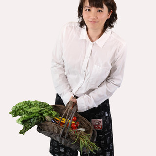 岡部ゆうこ