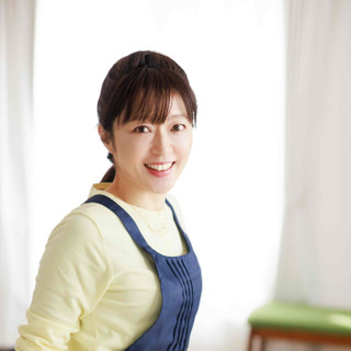 山岡　真千子