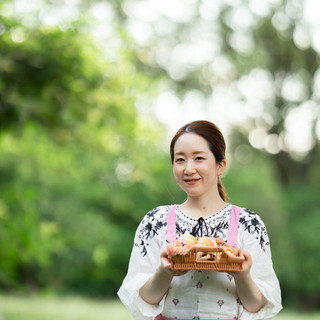 山中　由美子