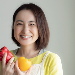 林佳代子