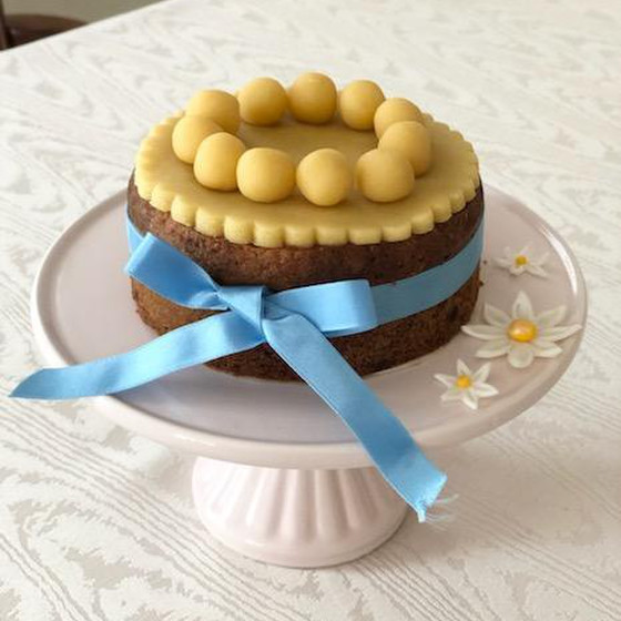 紅茶とお菓子レッスン「英国イースターのケーキ」