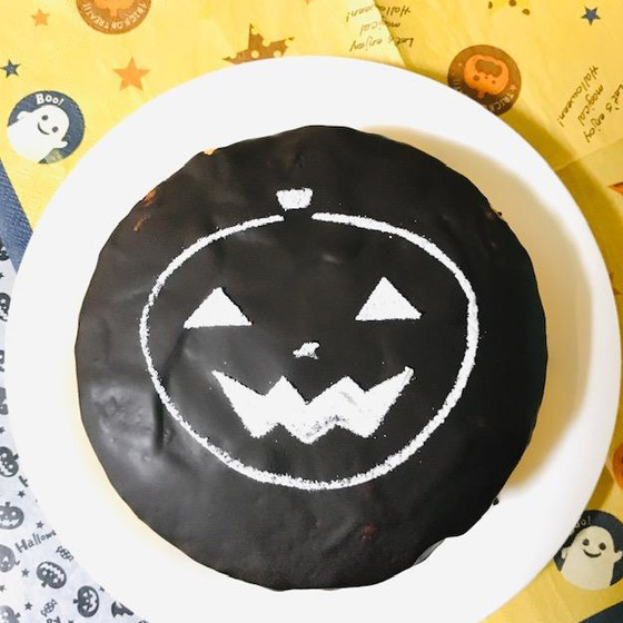 10月のケーキ　カボチャのボストンクリームパイ