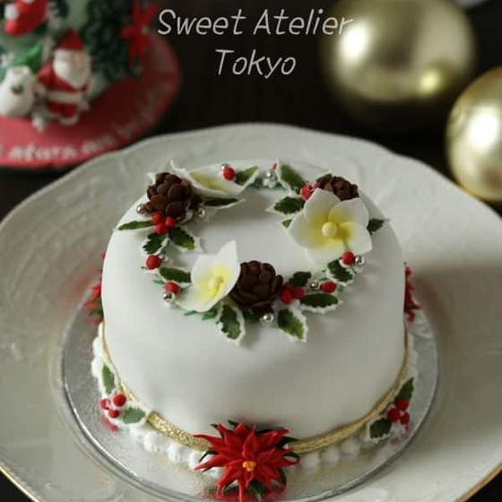 シュガーで飾るクリスマスケーキ　