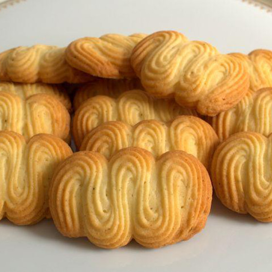 シンプルなお菓子作り　サブレ・ヴィエノワ　