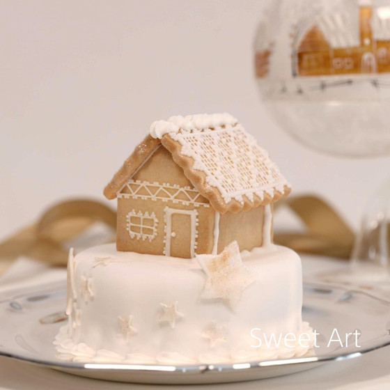 クリスマスお菓子の家ケーキデコレーション