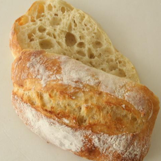 内層は穴ぼこぼこ