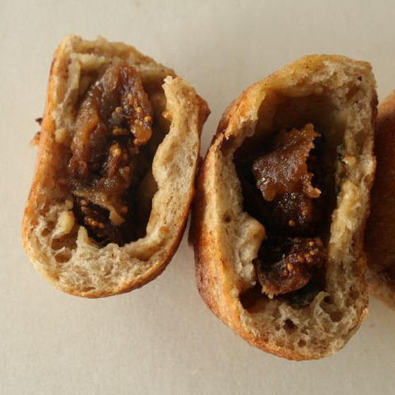 ピリッとしたブルーチーズの辛さが美味しさに大変身します