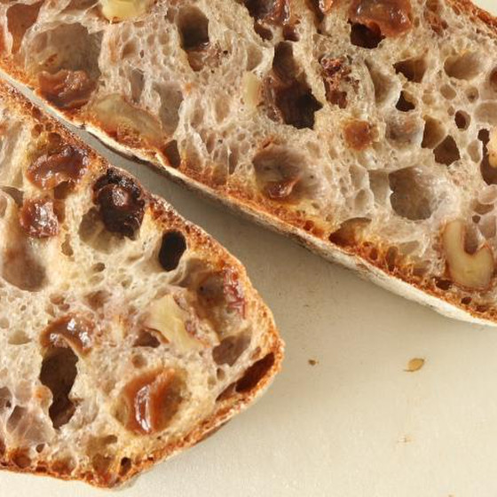 大きめの気泡が艶やかで美味しそう