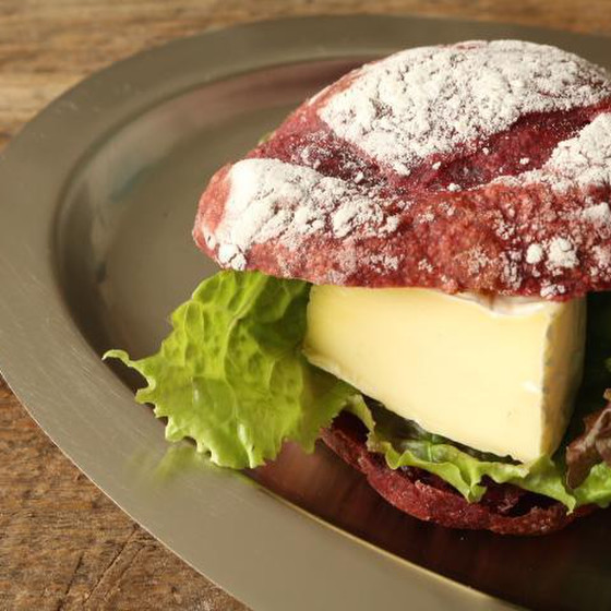 チーズやローストチキン・カマンベールチーズとの相性も良
