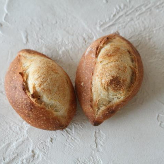 手ごねでクッペ。同じ生地でバゲットも焼けます