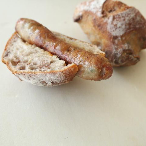 味噌バターとベーコンをはさんでいただきま～す！