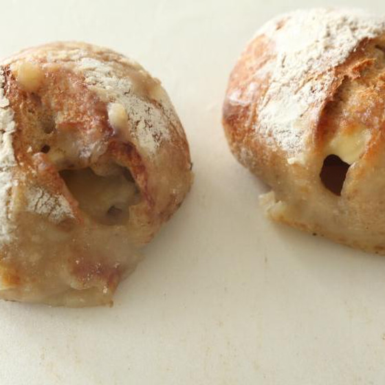 白亡豆を使った豆モンブランとカマンベールとの相性抜群