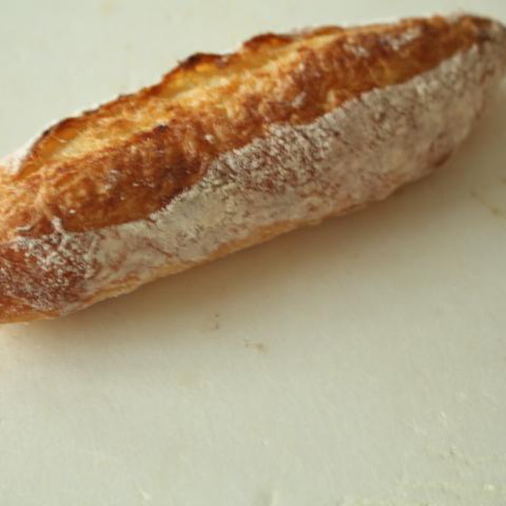 バターミルクを使った、ソフトなフランスパンです。